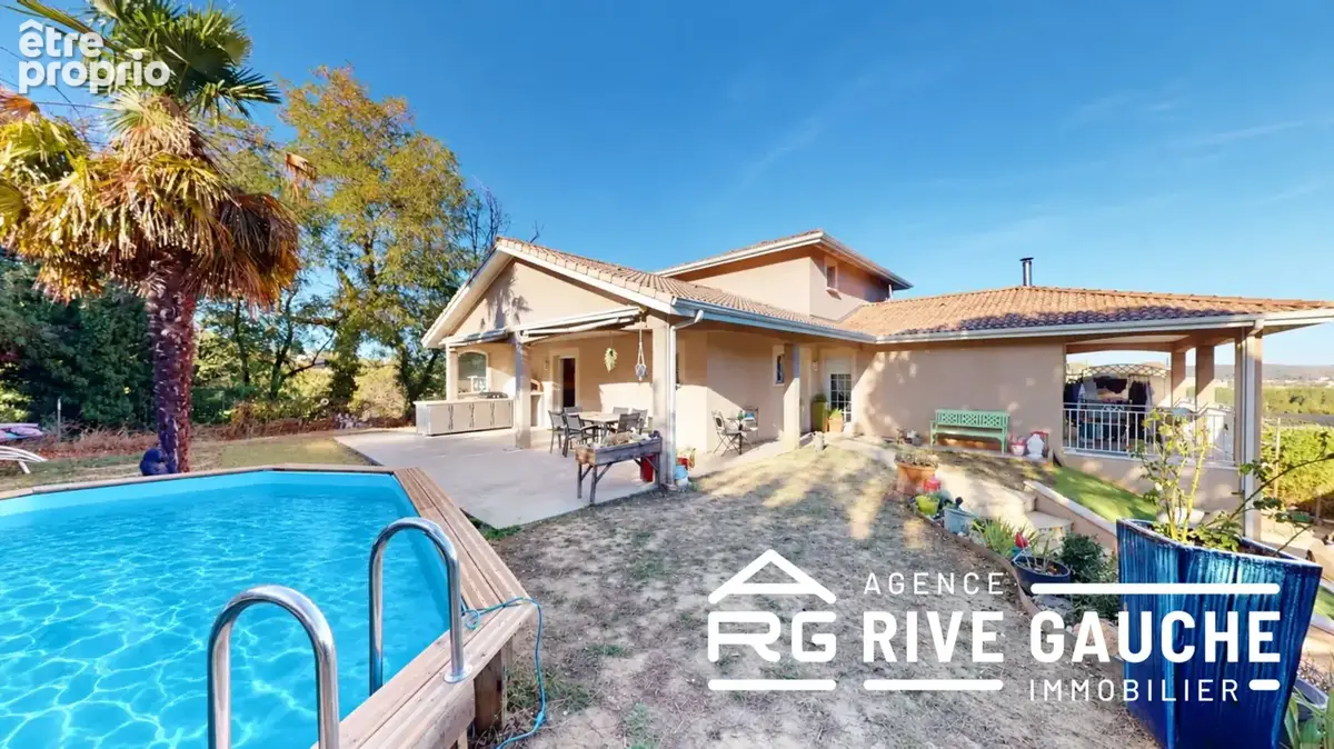 CHAVANAY   Maison 233 m2   5 chambres   Piscine + appartement indépendant - photo 1