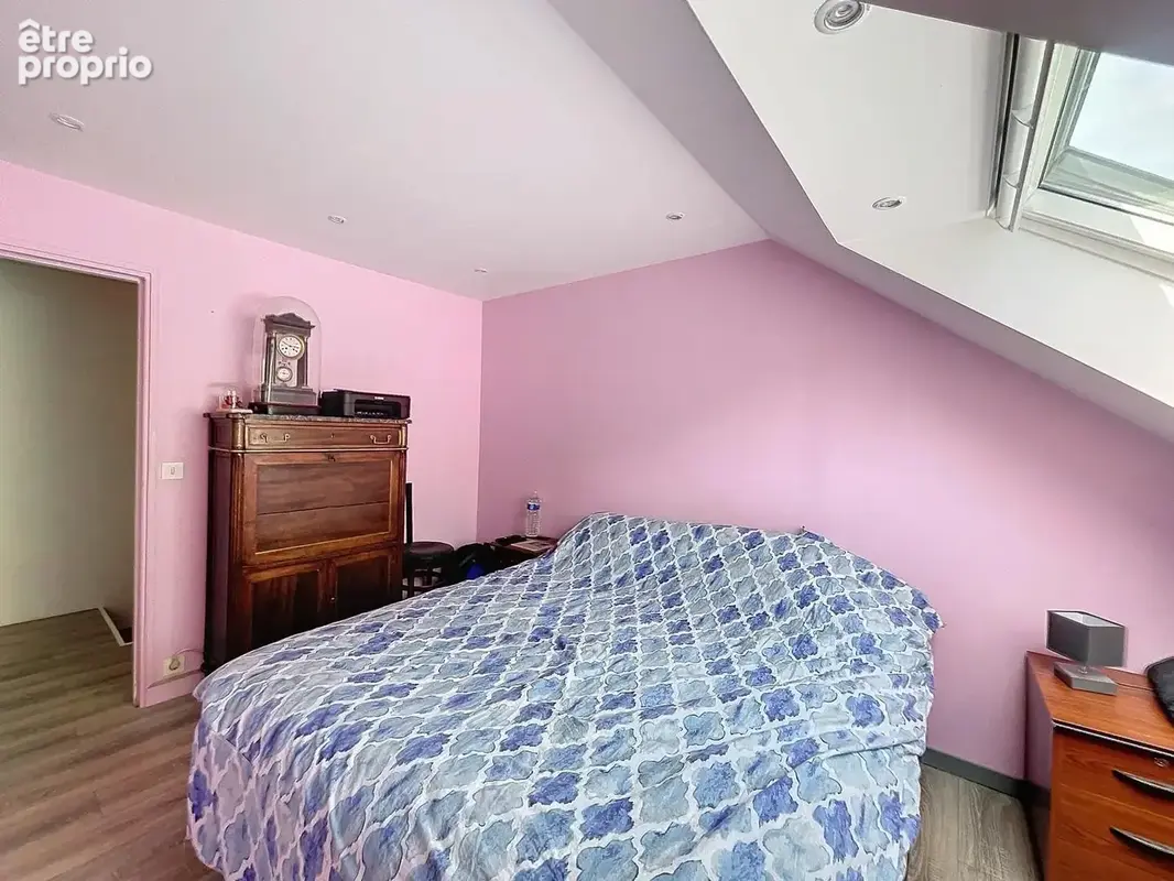 GROSLAY - Maison de 132m2 dans secteur calme - photo 12