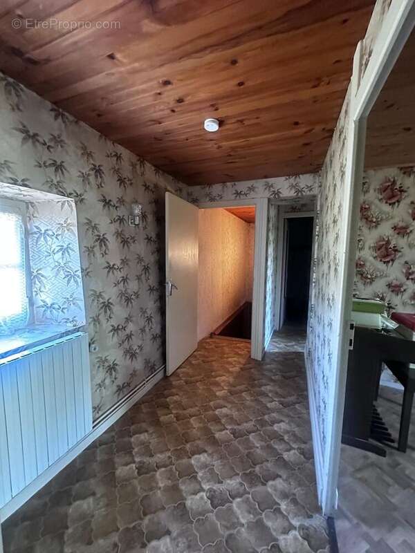 Maison 114 m² à Saint-Michel-De-Saint-Geoirs  - photo 9