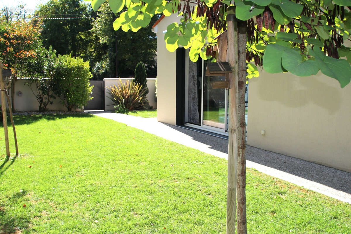 Maison à SAINT-GEORGES-DE-DIDONNE