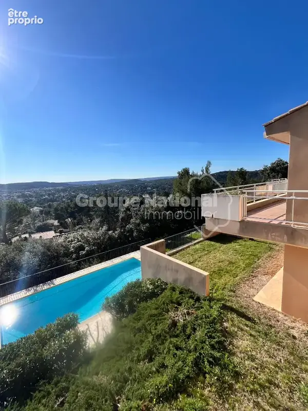 Maison avec vue, Villeneuve-Les-Avignon 7 pièce(s) 268.99 m2  sur terrain de1369 m2 avec piscine et double garage - photo 18
