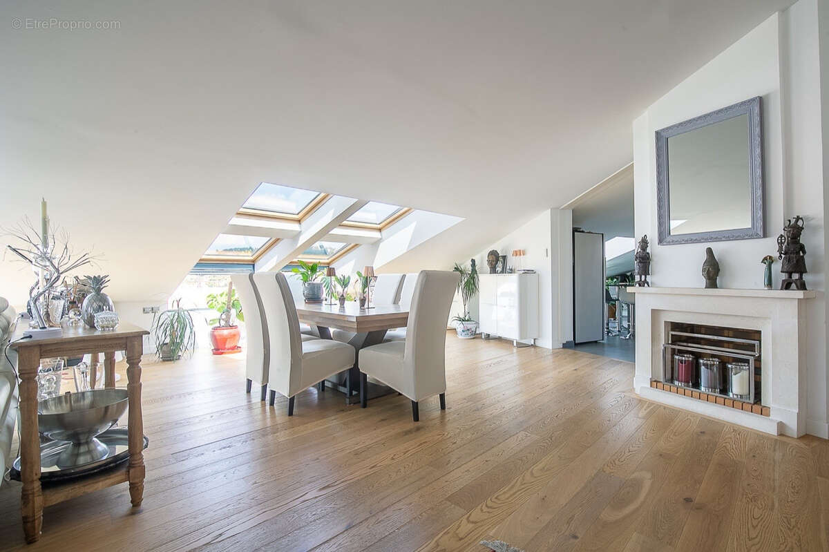Appartement à MARSEILLE-8E
