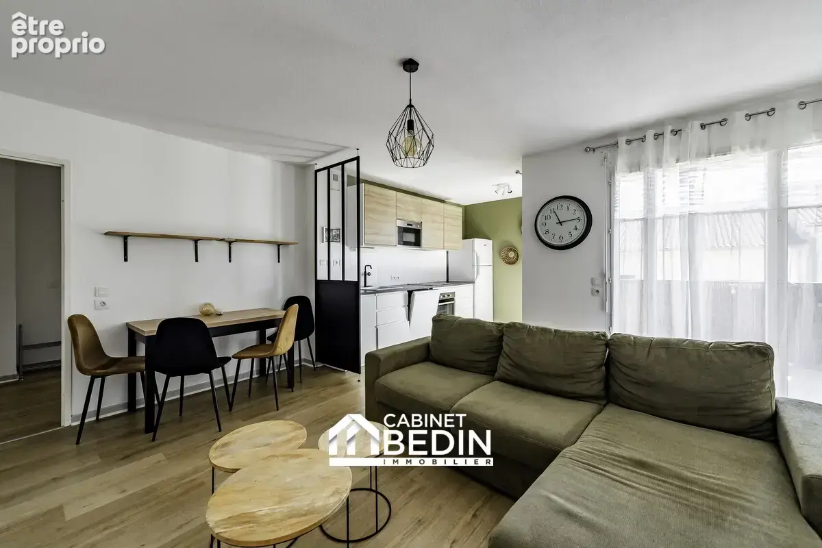 Appartement 58 m² à Saint-Medard-En-Jalles  - photo 1