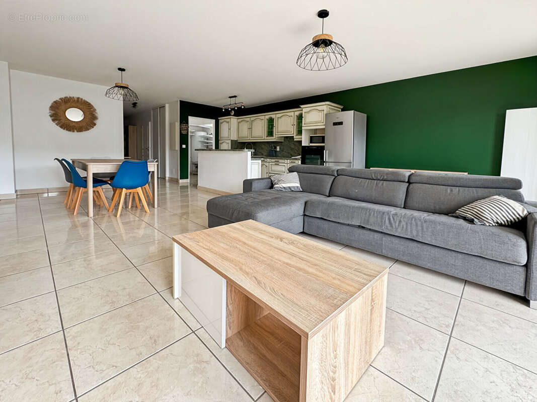 Appartement à ROSNY-SOUS-BOIS