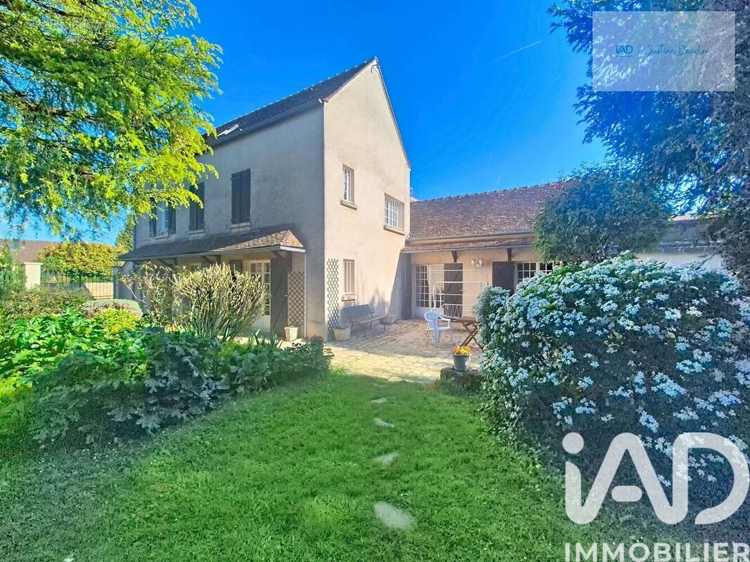 Photo 1 - Maison à LE COUDRAY-MONTCEAUX