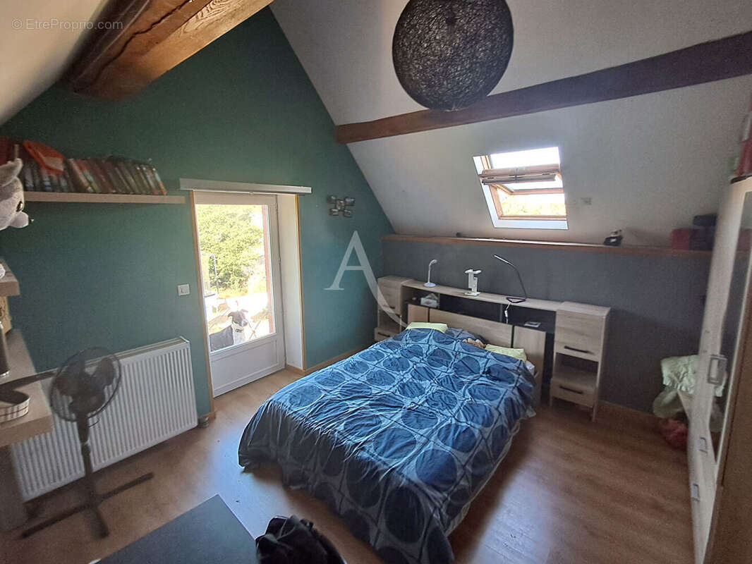 Maison à LES BORDES