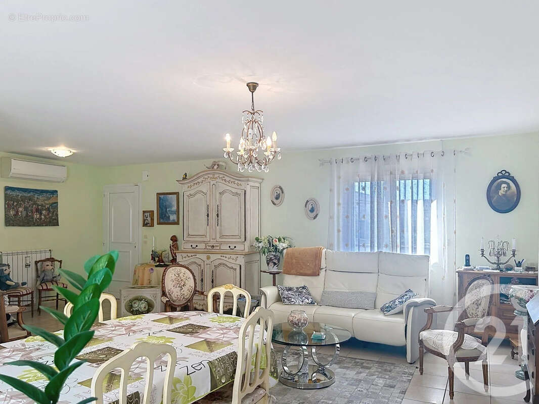 Maison 108 m² à Saint-Cyprien  - photo 16
