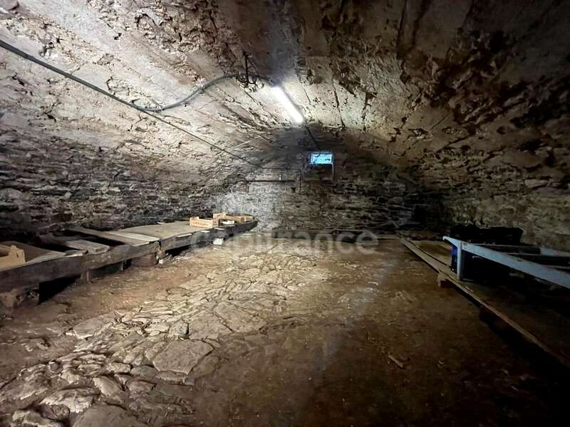 Maison à SAINT-MICHEL-DE-BANNIERES