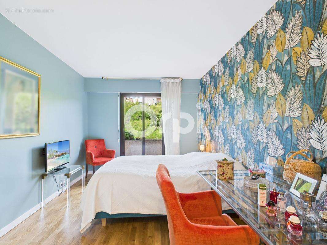 Appartement à MANDELIEU-LA-NAPOULE