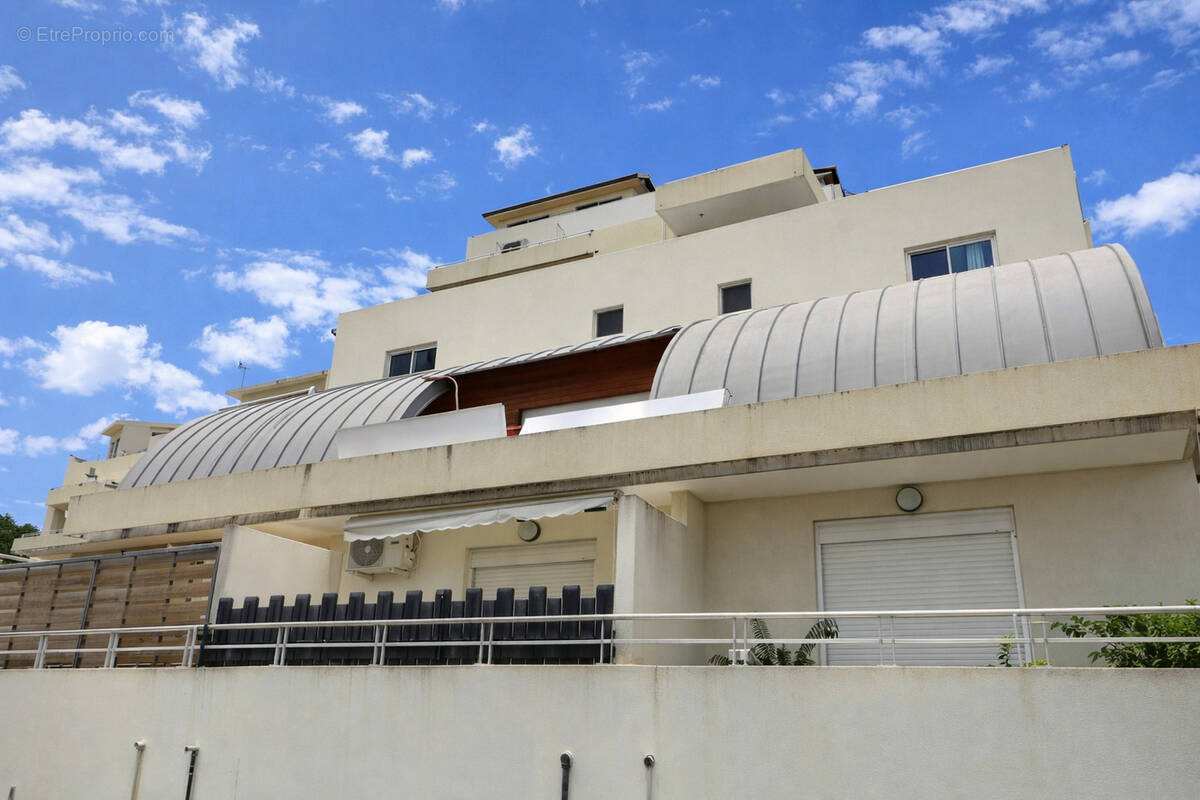 Appartement à SAINT-DENIS