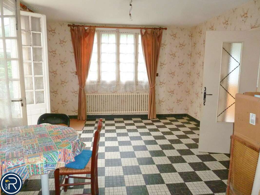 Maison à LOUVERNE