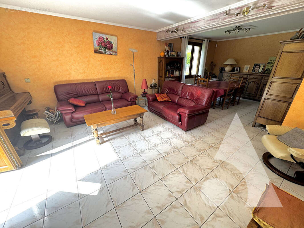 Maison à LUSIGNY-SUR-BARSE