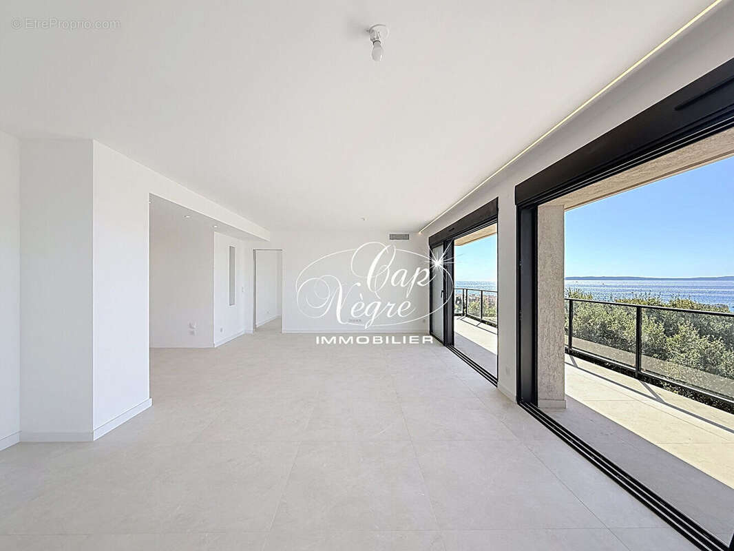 Appartement à LE LAVANDOU