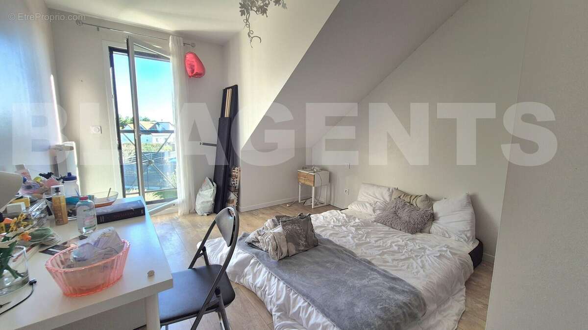 chambre 3 - Maison à ECOMMOY