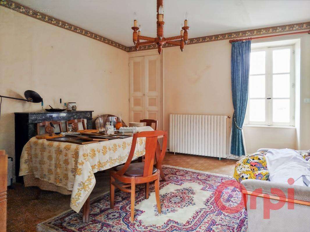 Maison à SAINT-PLAISIR