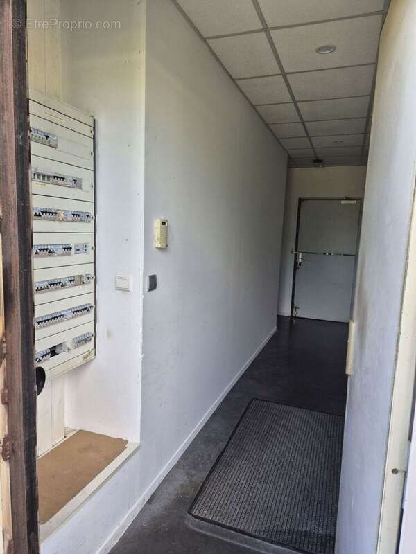 Photo 8 - Commerce à SAUVETERRE-DE-GUYENNE