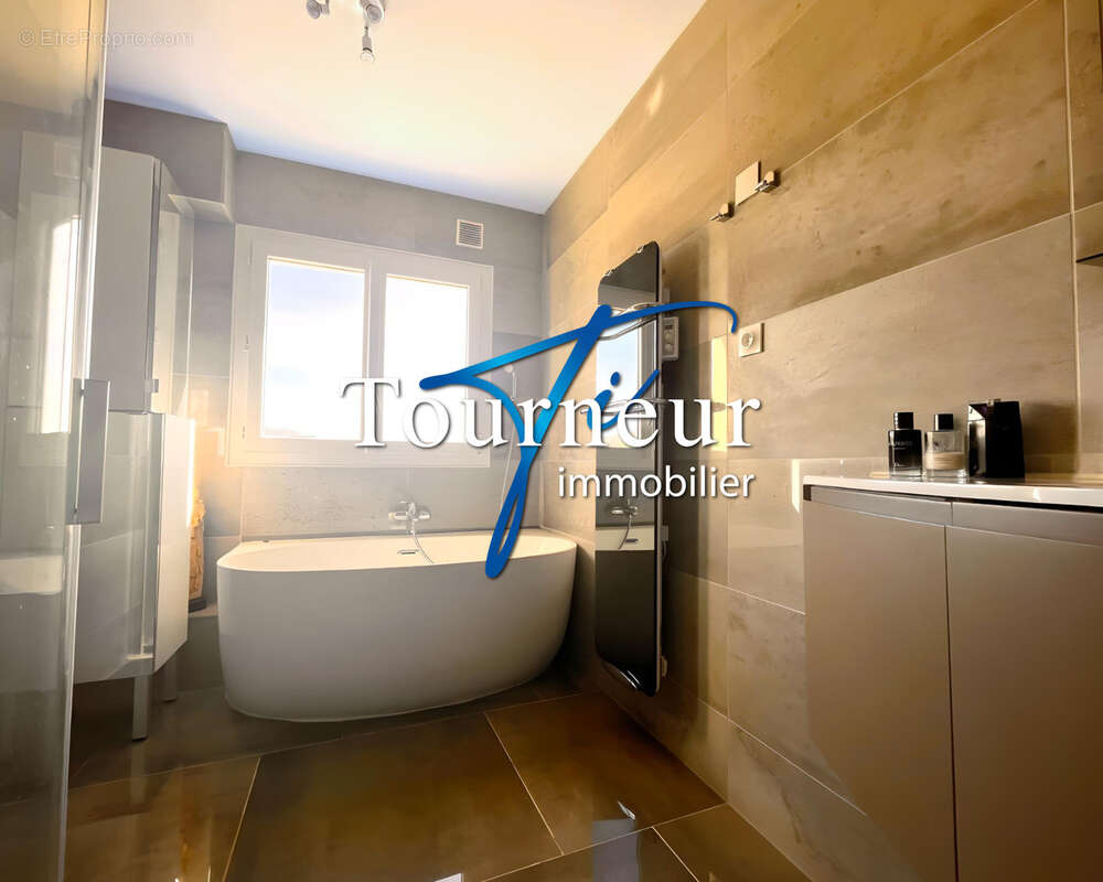 Appartement à SANARY-SUR-MER