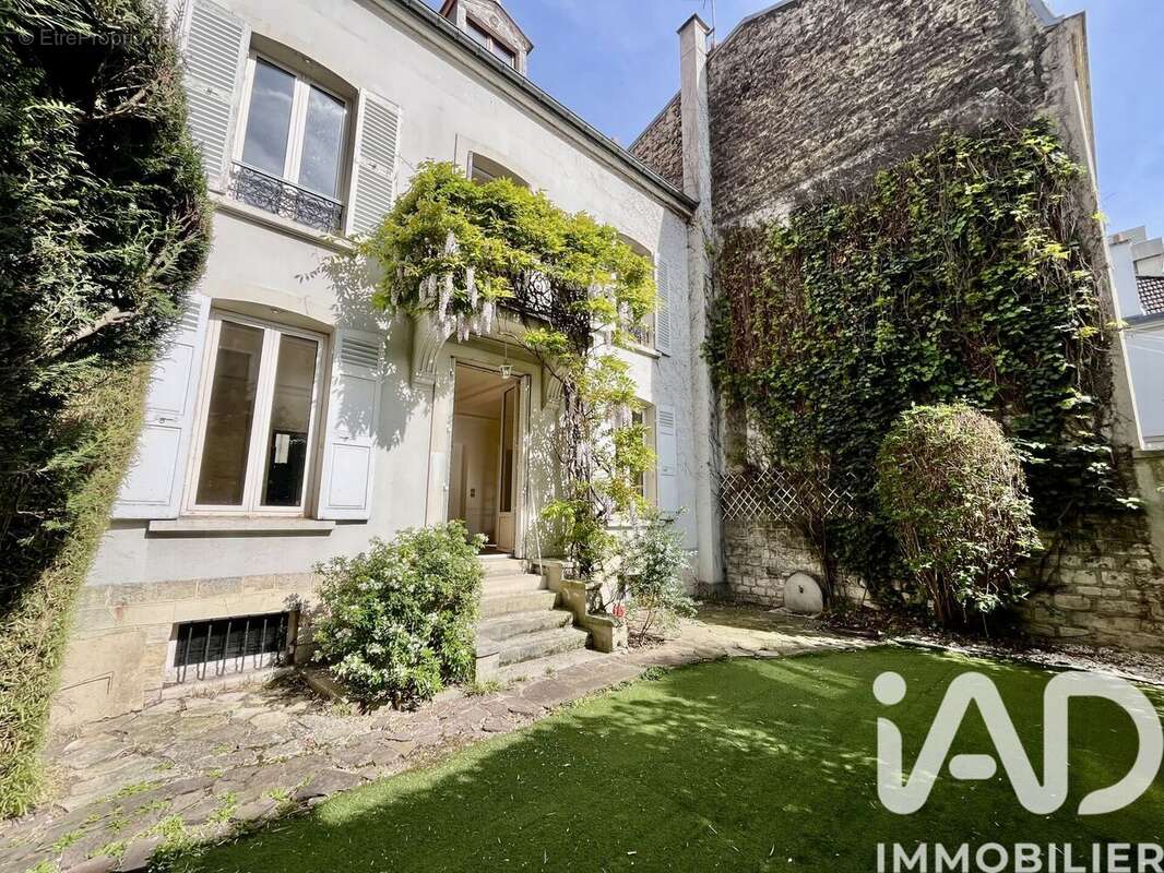 Photo 2 - Maison à SAINT-MANDE