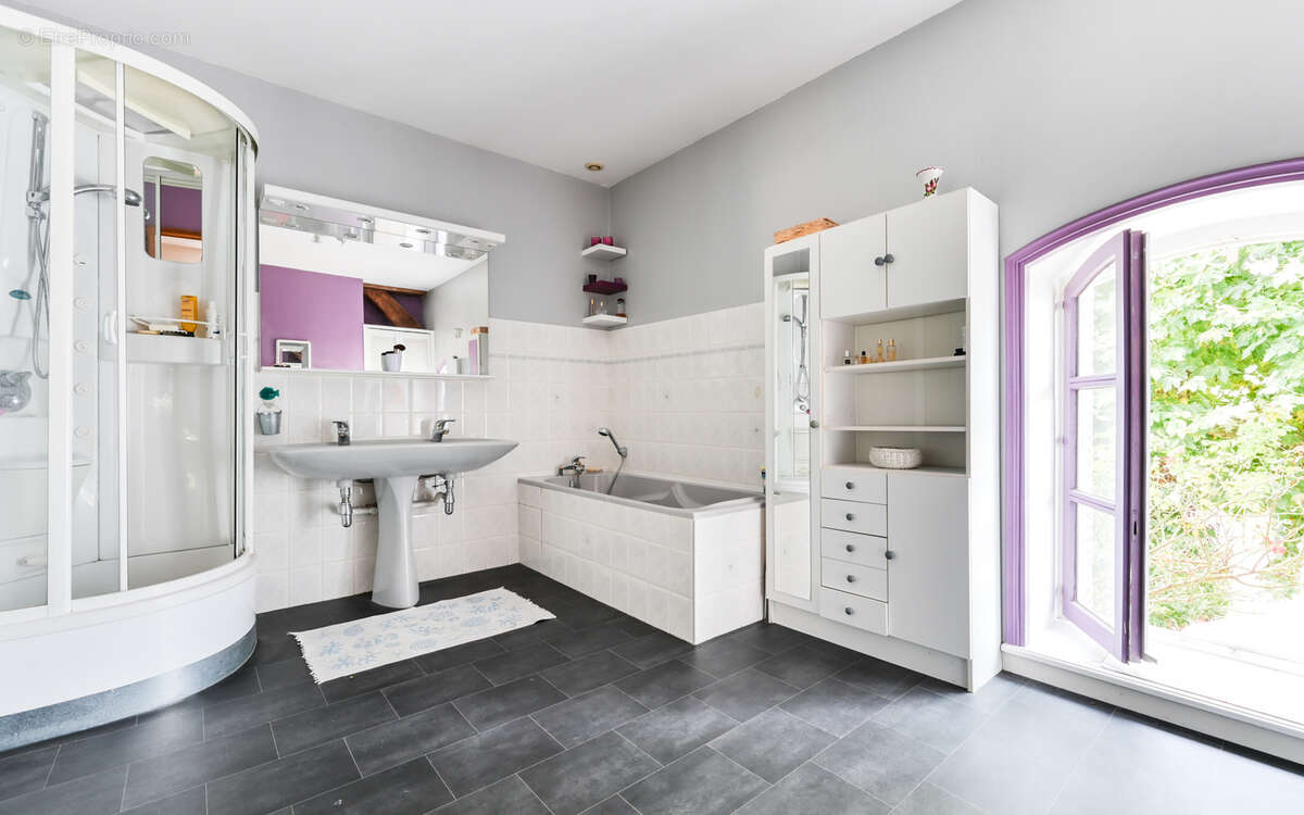 Maison à VILLEFRANCHE-SUR-SAONE