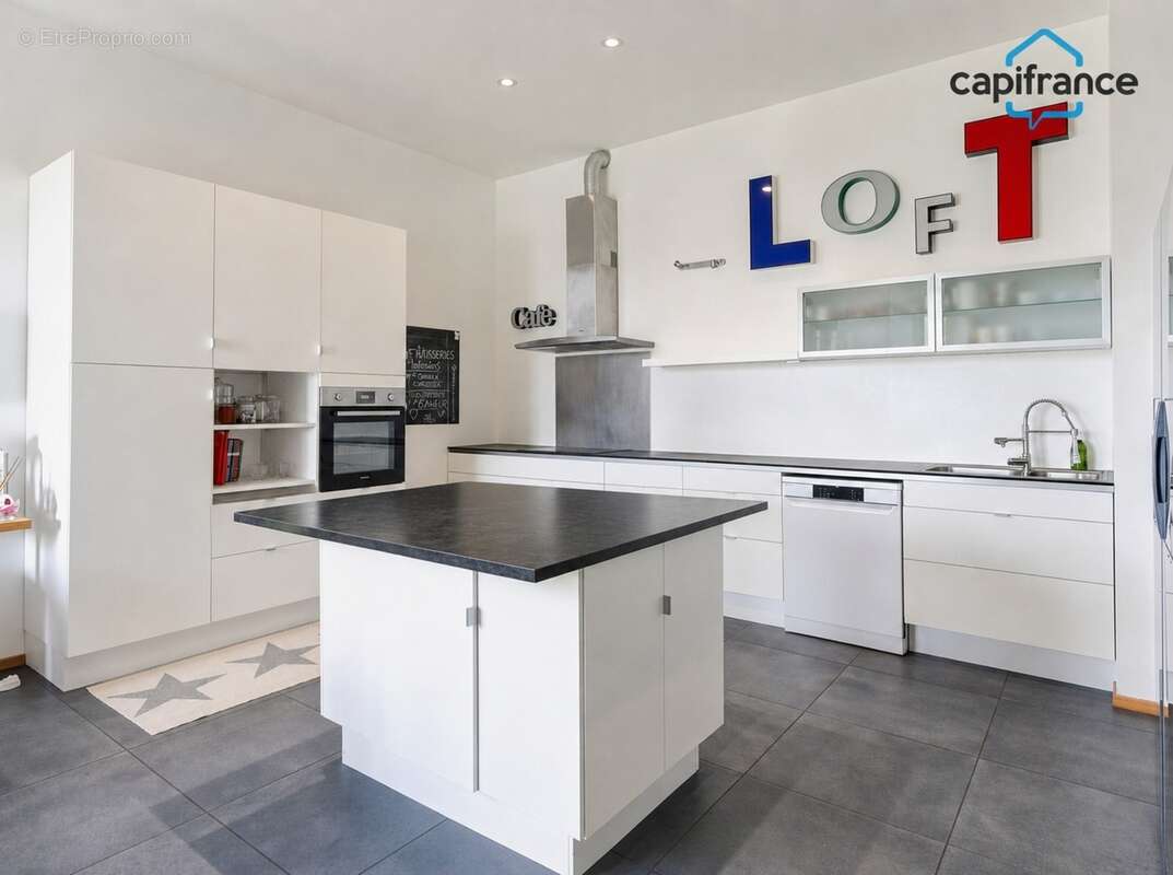 Magnifique Loft d’architecte de 252m2 - Marseille 13014 - photo 5