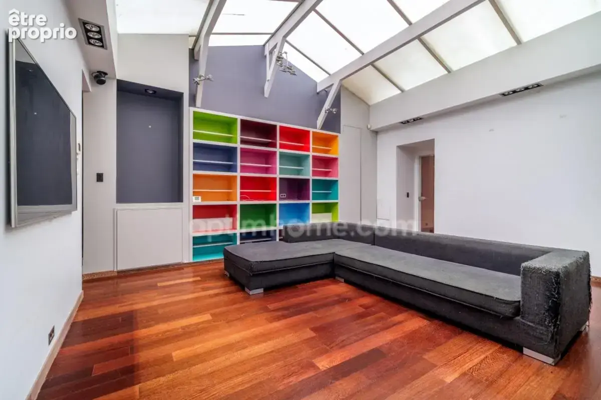 Paris 11e – folie-méricourt / oberkampf – loft atypique 157 m² carrez / 184 m² au sol – 2 entrées – patio - photo 2