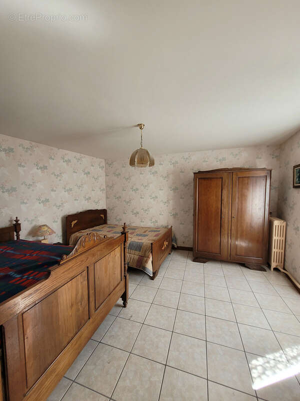 Maison à AUNAY-SOUS-AUNEAU