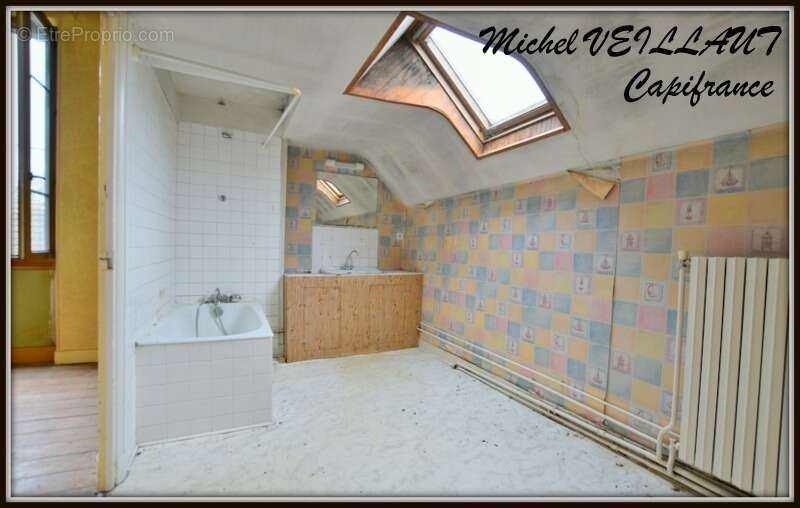 Dpt Allier (03), à vendre PARAY LE FRESIL maison P7 de 150 m² - Terrain de 1 150,00 m² - photo 10