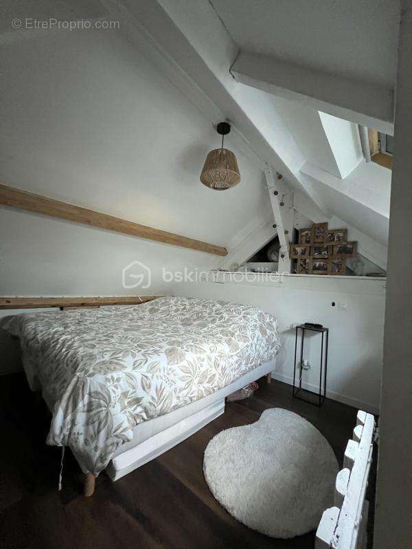 Appartement à SERVON