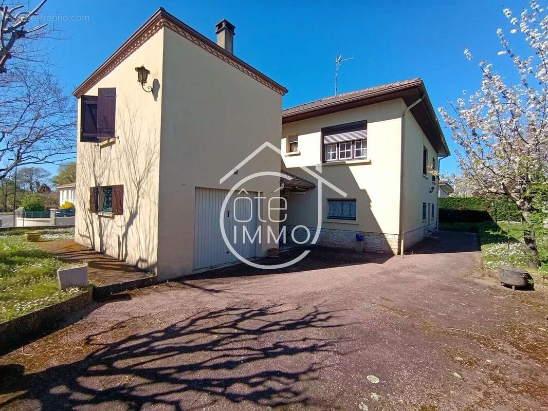 Maison à PRIGONRIEUX