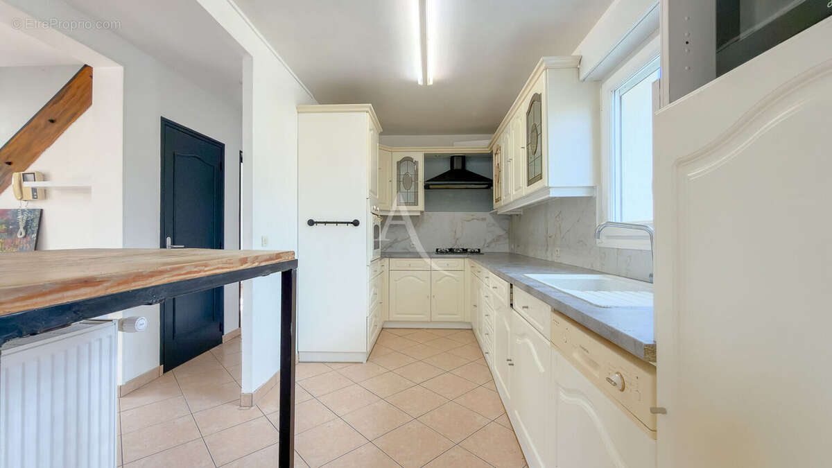 Maison à VIGNEUX-SUR-SEINE