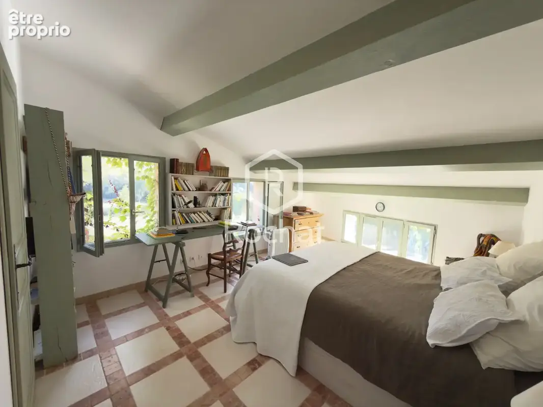 Salernes, maison avec piscine sur 1 628 m2 de terrain, vente en nue-propriété - photo 27