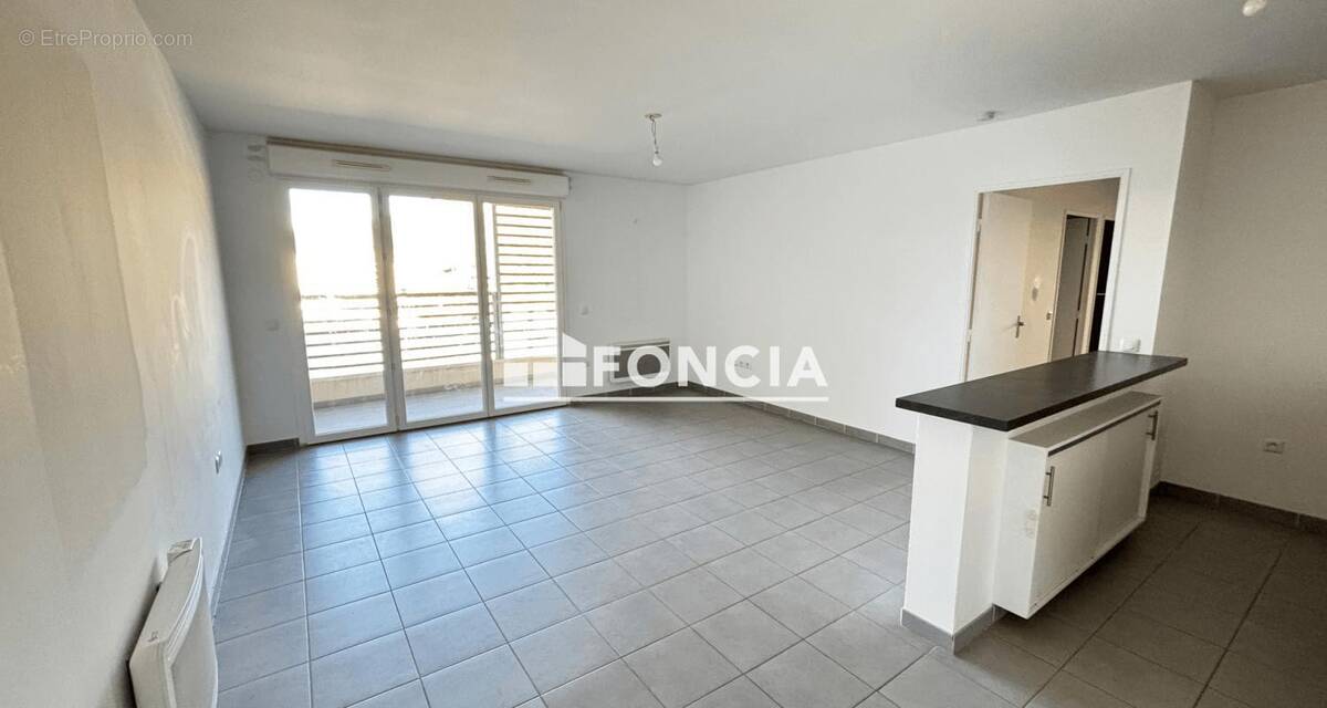 Appartement à SEPTEMES-LES-VALLONS