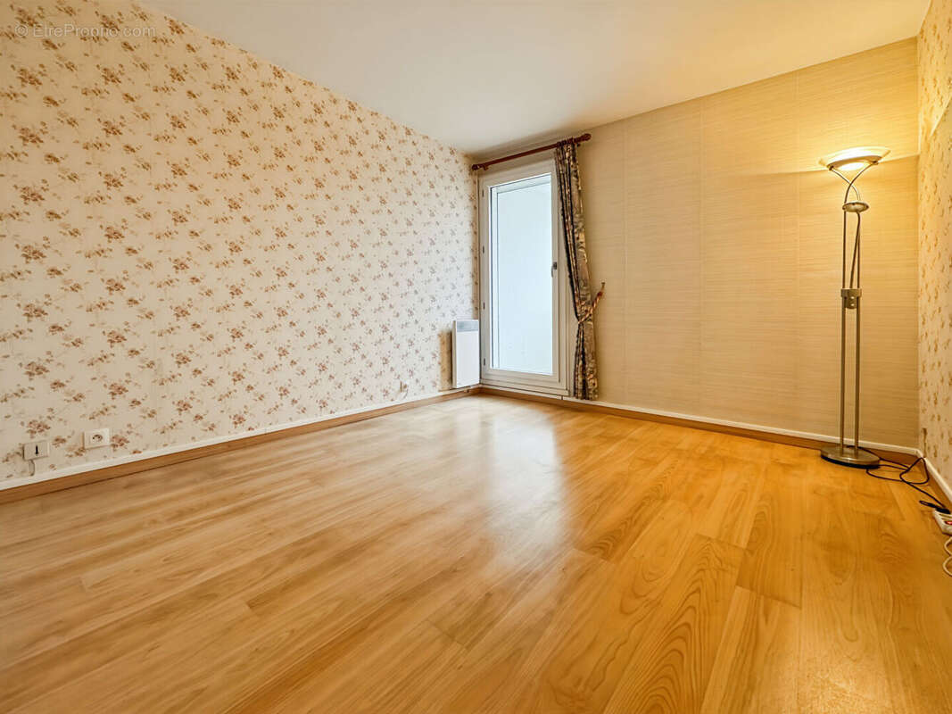 Appartement à ROSNY-SOUS-BOIS