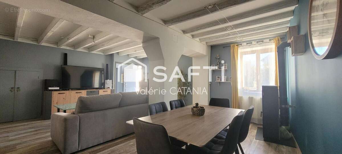 Maison 161 m² à Velanne  - photo 4