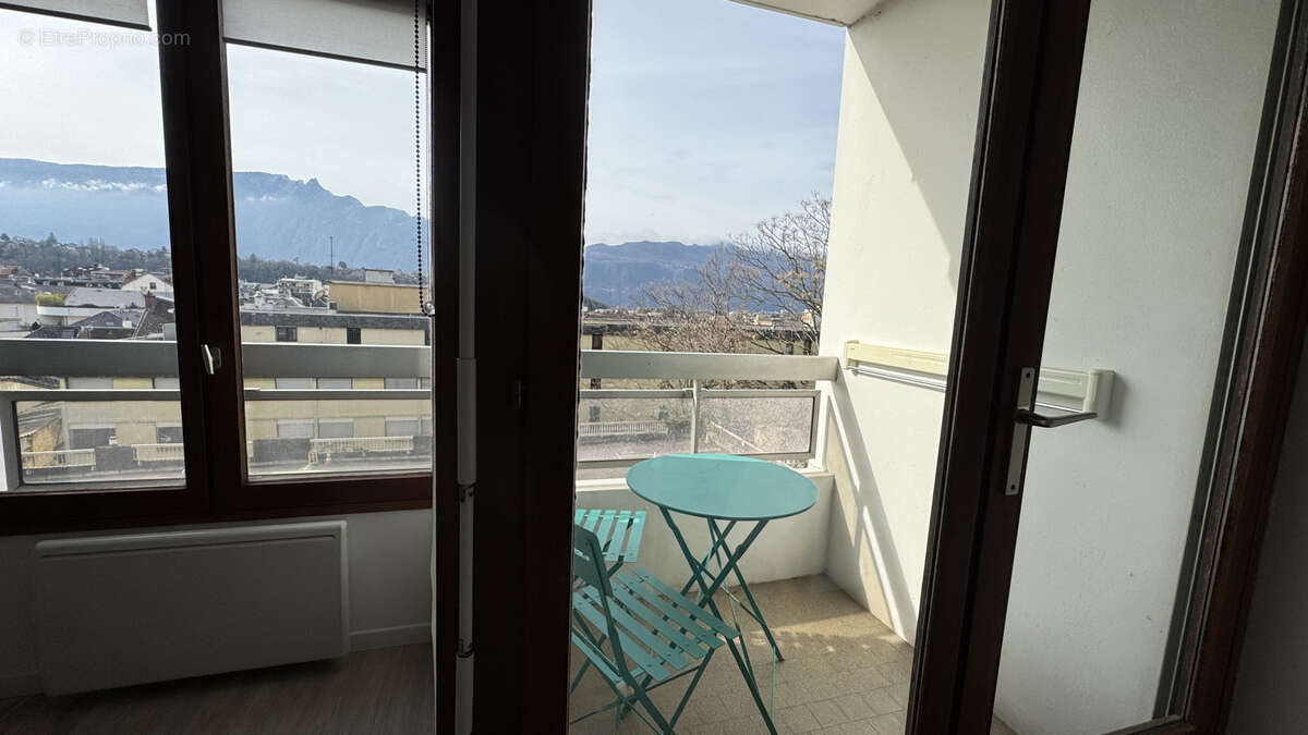 Appartement à AIX-LES-BAINS