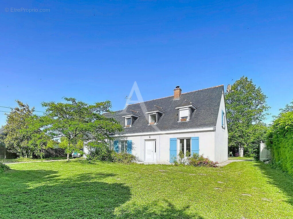 Maison à MAZE