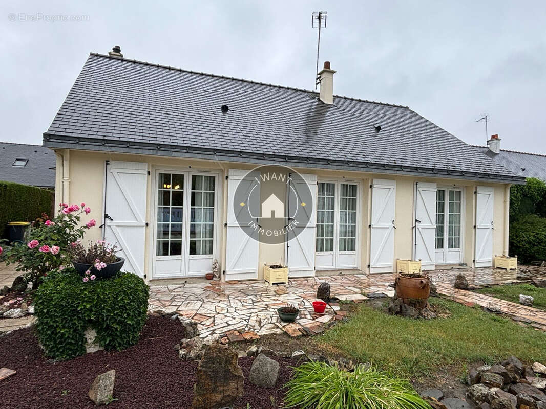 Maison à GENNES