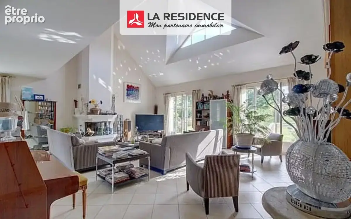 Maison 8 pièces 251 m² à vendre à Aigremont (78240) - photo 2