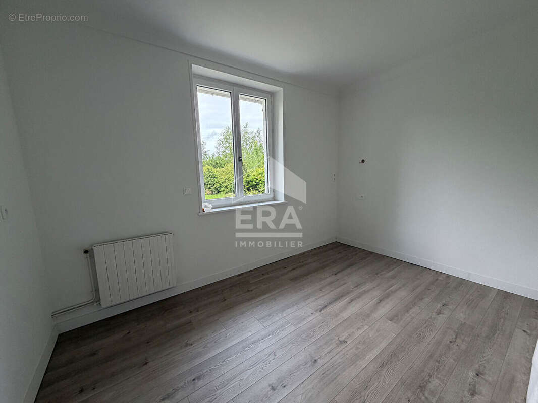 Maison à SAINT-ETIENNE-AU-MONT
