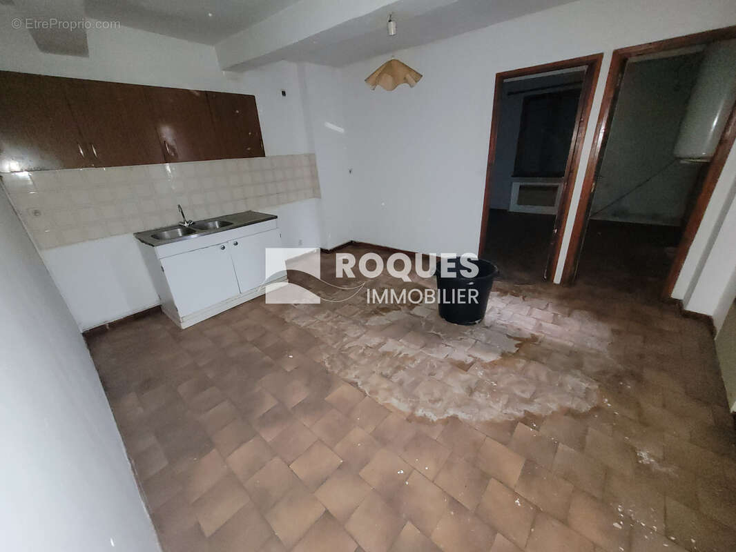 Bedarieux, à vendre Immeuble de rapport avec travaux - photo 15