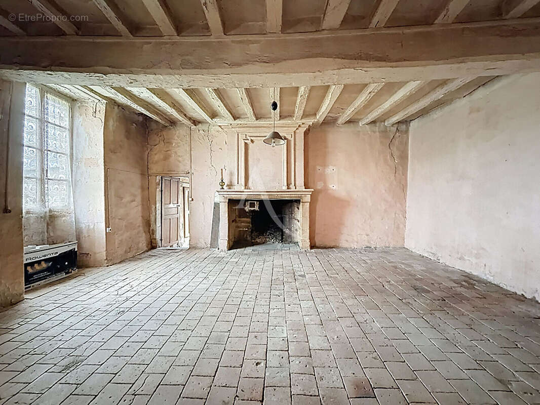 Maison à BLAISON-GOHIER