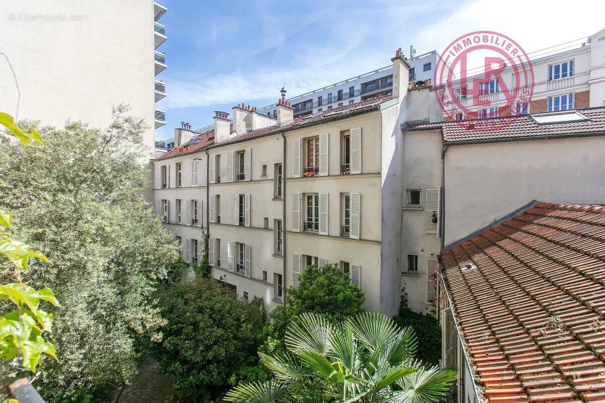 Appartement à PARIS-14E