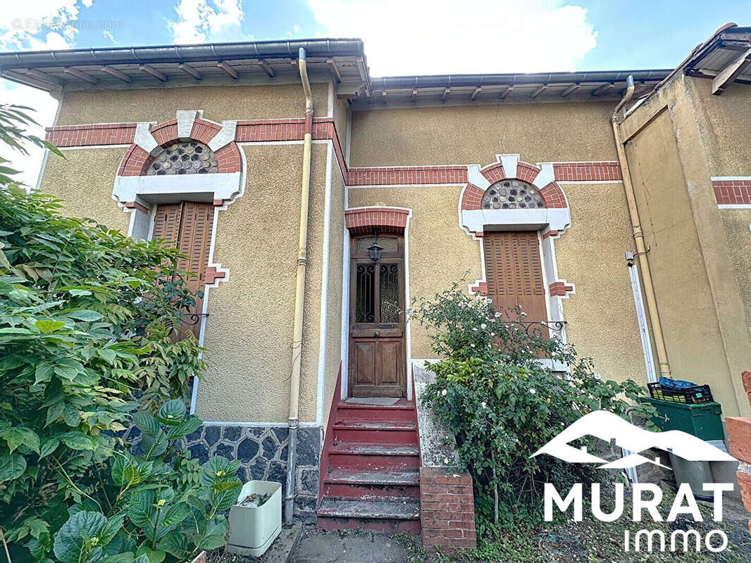 Commerce à CHAMALIERES