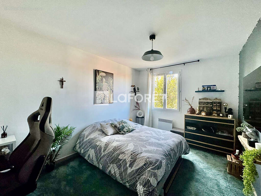 Maison à VILLENEUVE-DE-LA-RAHO