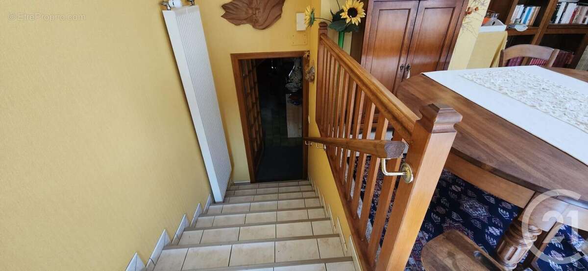 Maison à SAINT-MAMET-LA-SALVETAT