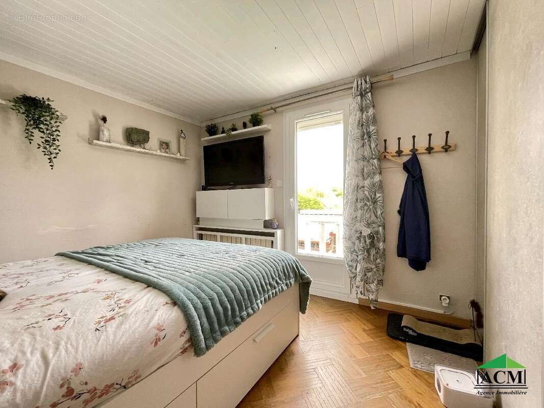 Maison à MERY-SUR-OISE