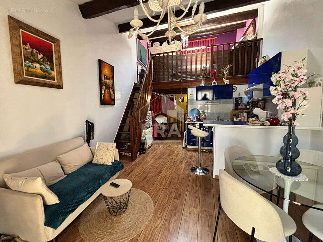 Appartement à FREJUS