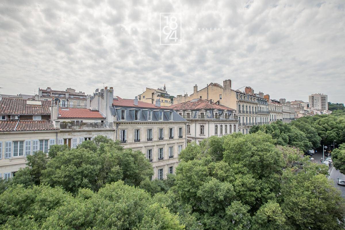 Appartement à MARSEILLE-6E