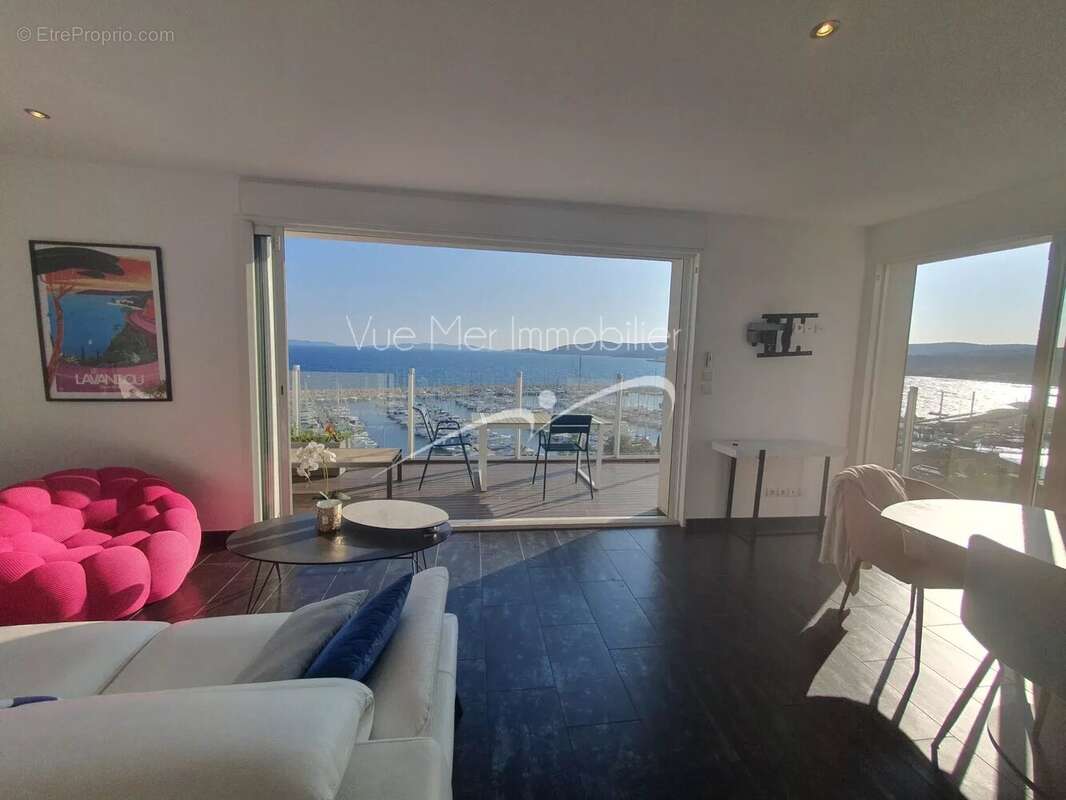 Appartement à LE LAVANDOU