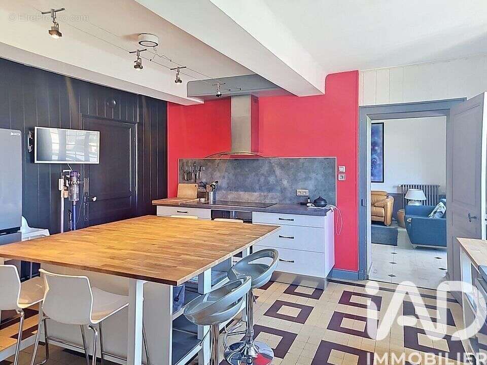 Maison 329 m² à Maubert-Fontaine  - photo 8